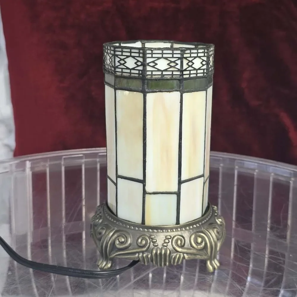 Vintage Tiffany Style Slag Glass Accent Table Lamp Stained Glass